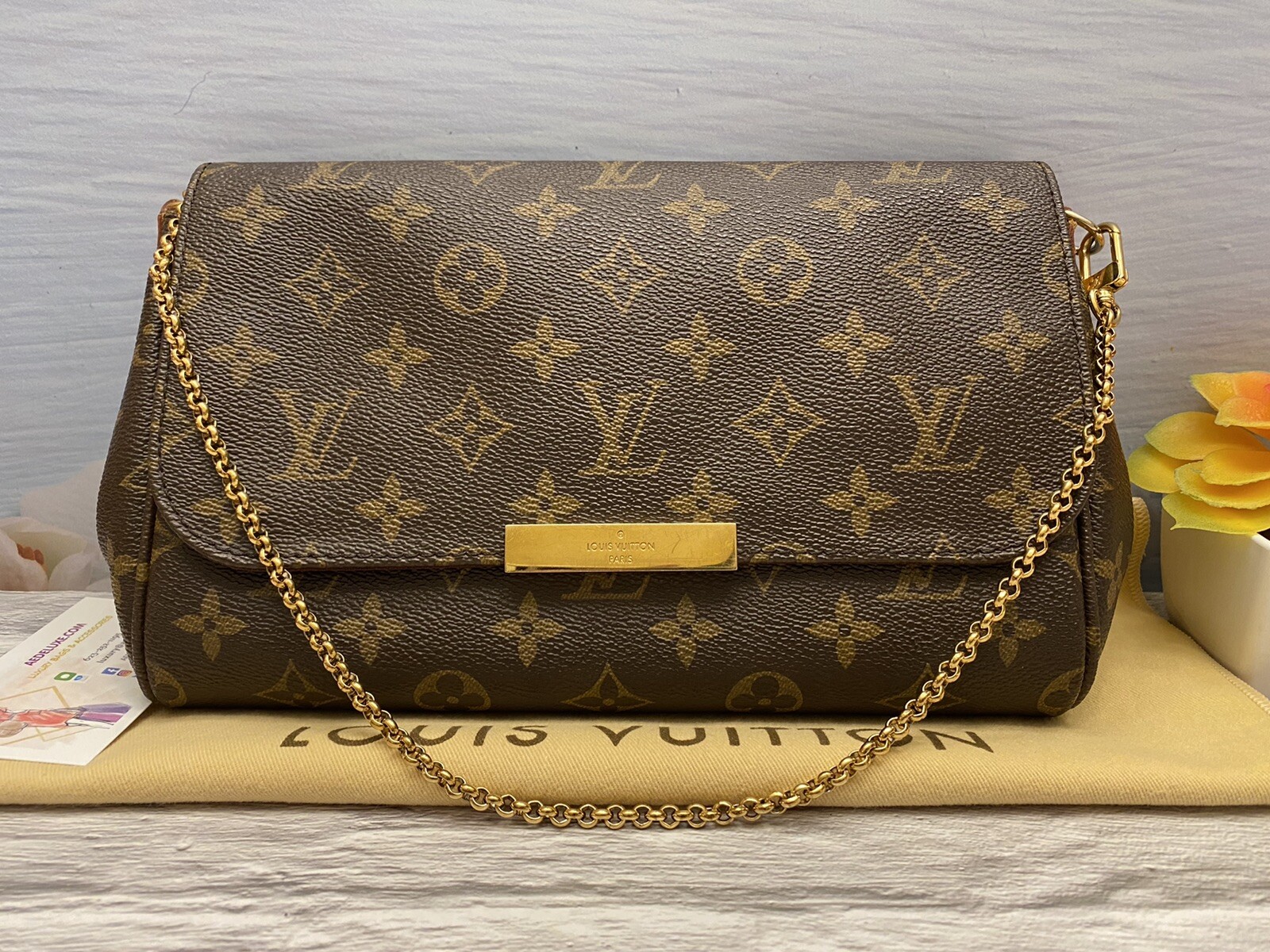 🌸Louis Vuitton Favorite MM Monogram Chain Clutch Crossbody (SA2154) +Dust Bag🌸 image 2