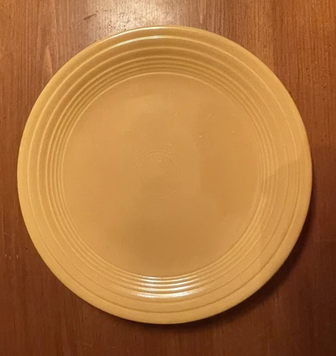 Homer Laughlin Vintage Yellow Fiesta 9 1/2" Dinner Plate