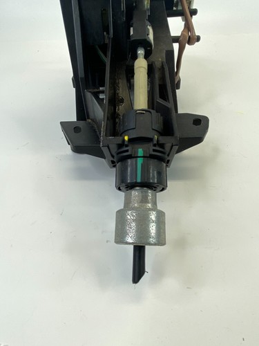 09-13 Toyota Corolla 1.8L A/T Floor Gear Selector Shift Shifter Lever Assy OEM - Picture 11 of 14