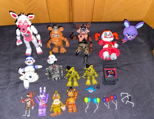 Five Nights of Freddy - Misc Figure Lot - FNAF