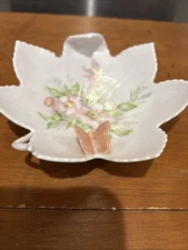 Butterfly Trinket Dish Ceramic Vintage Gold Trimmed Pink Roses.