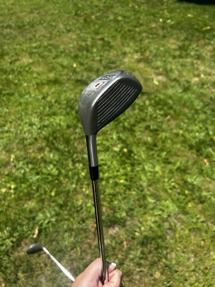 Acer Women’s Driver Set Golf Clubs - Image 2 of 4