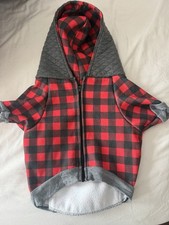 Bluza z kapturem buldog francuski czerwona krata drwal ubranka dla psów duży buldog francuski