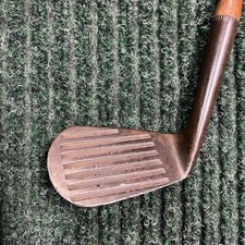 RARE Hickory Golf DEEP GROOVE Special Hand Forged Mashie Wood Shaft Club HDKA529