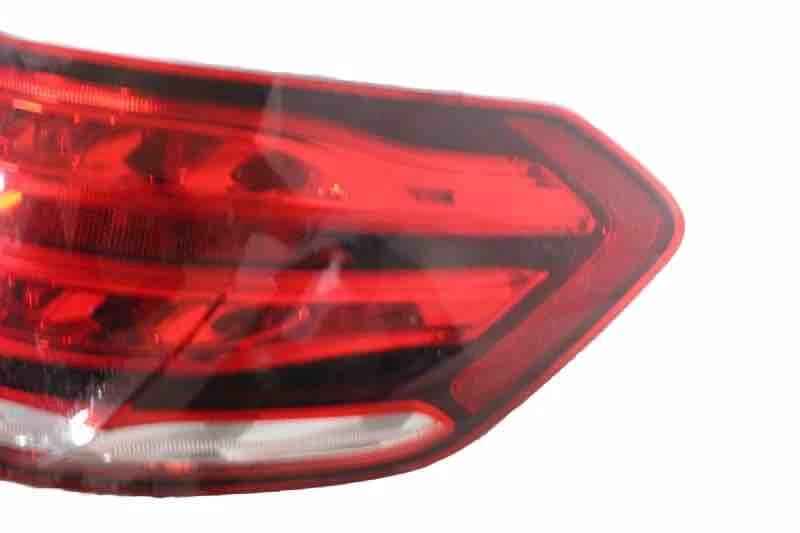 Luz trasera exterior derecha OEM 14-16 MERCEDES E350 E400 E550 SEDÁN 2129061403 Foto 2 de 4