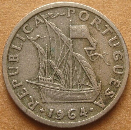 1964 Portugal 2 1/2 Escudos 2$50 VF-EF Condition - Europe - Sailing Ship