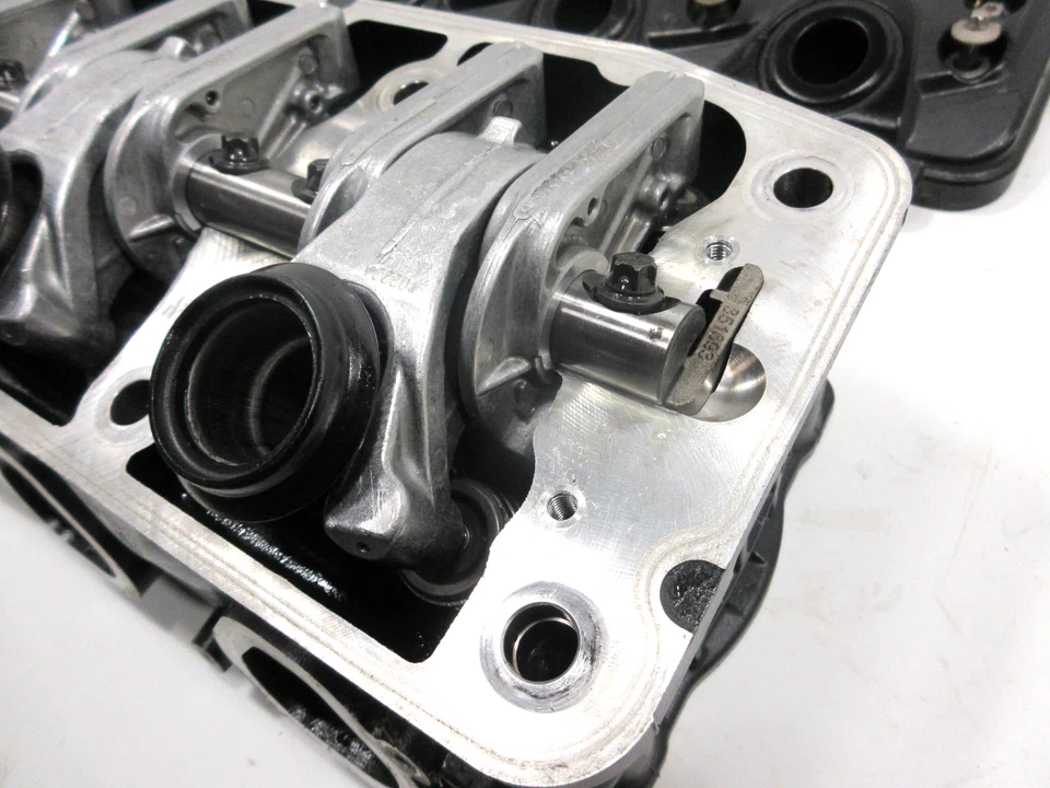 ХОРОШИЙ OEM SEA DOO 2004-2015 GTX 4 TEC RXT RXP ПРОБУЖДЕНИЕ GTI SE 155 215 ГОЛОВКА БЛОКА ЦИЛИНДРОВ - Изображение 2 из 4