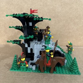 LEGO Castle: Camouflaged Outpost (6066) 99% Complete No Box No Instructions