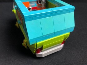 LEGO 75902 Scooby-Doo The Mystery Machine from 2015 No Figures or Accessories!!