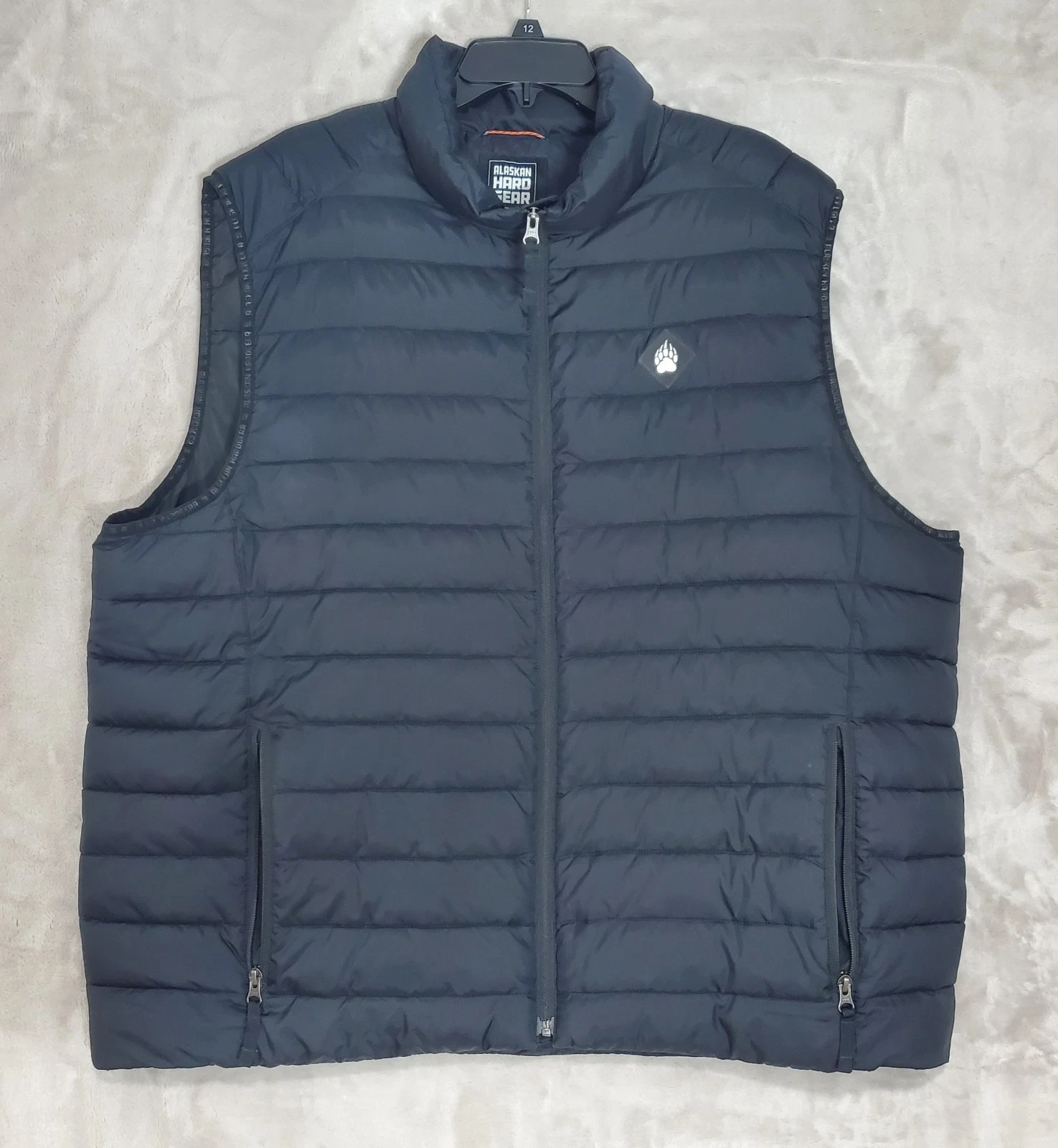 Alaskan Hardgear Puffer Vest Mens Size 2XL Black Full Zip Insulated Outdoors EUC