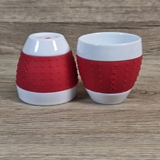 Bodum Pavina Porzellan Espressotassen mit roten Silikongriffen - 2er Set