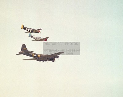 B-17 FLYING FORTRESS P-51 MUSTANG AIRSHOW RAF BOSCOMBE DOWN 1 11X14 PHOTO