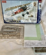 Roden, WWI Fokker D. VII (OAW EARLY), Model # 013, Scale: 1/72, Open Box