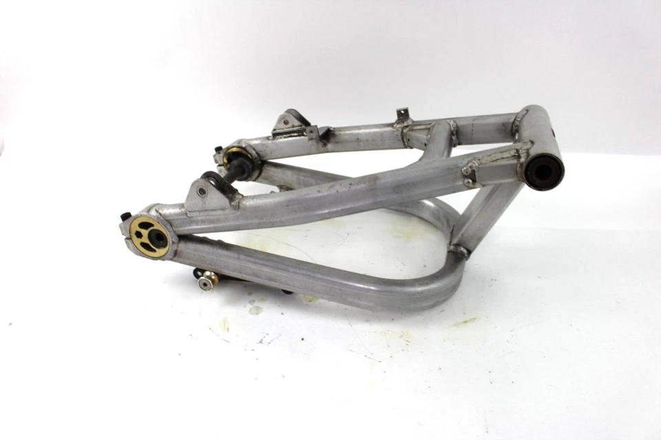 01-05 Kawasaki ZRX1200 ZRX 1200 Swingarm Swing Arm - Image 4 of 4