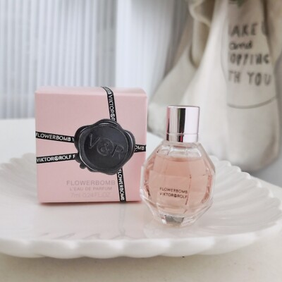New Viktor Rolf Flowerbomb Eau De Parfum 0.24 oz 7 ml Mini | eBay