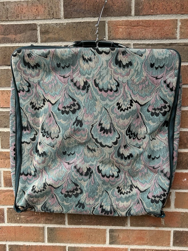VTG Airway Garment Carrier Bag Folding Travel Wardrobe Tapestry Suitcase Pockets - Image 3 of 4