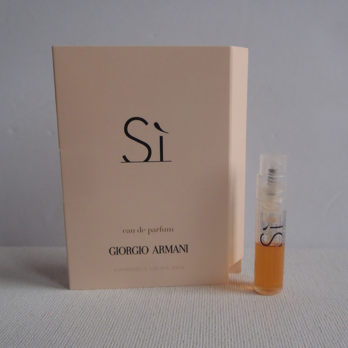 Giorgio Armani Si Mini Eau de Parfum Spray Sample mL New