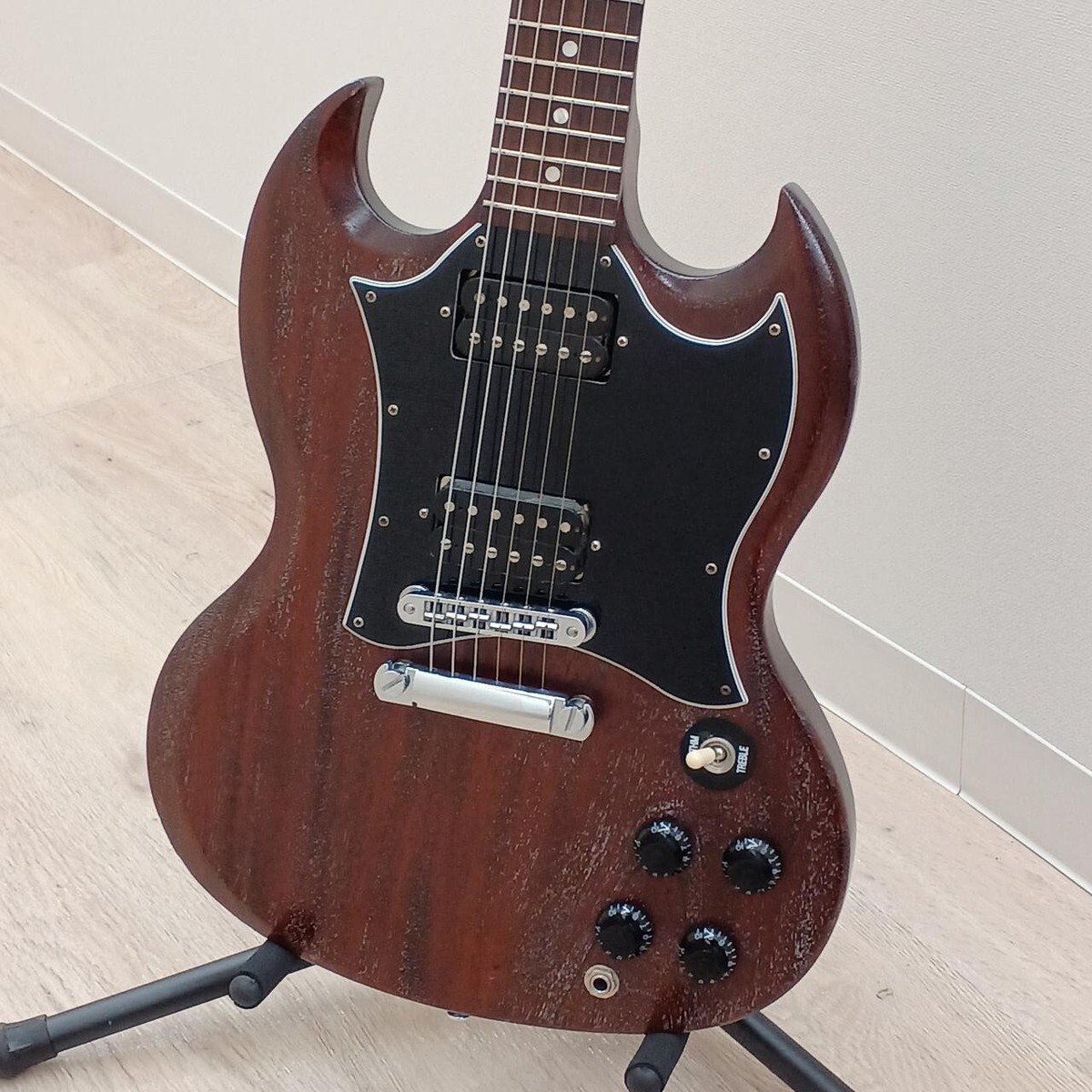 Gibson SG Faded Made in USA 2011 Solid Body Electric Guitar Gibson SG Faded Made in USA 2011 Solid Body Electric Guitar