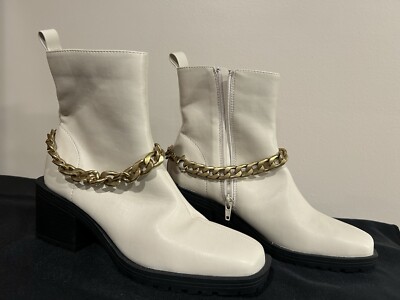 Shu Shop Yenni Boot Off White Size 6.5, Zip-up and Gold Chain. Never Worn