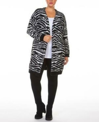 MSRP $89 Black Tape Plus Size Printed 