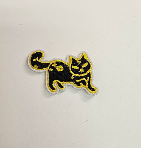 Black Cat Embroidered Patch - Iron/Sew On Embroidery For Clothing & Accessories - Picture 3 of 6