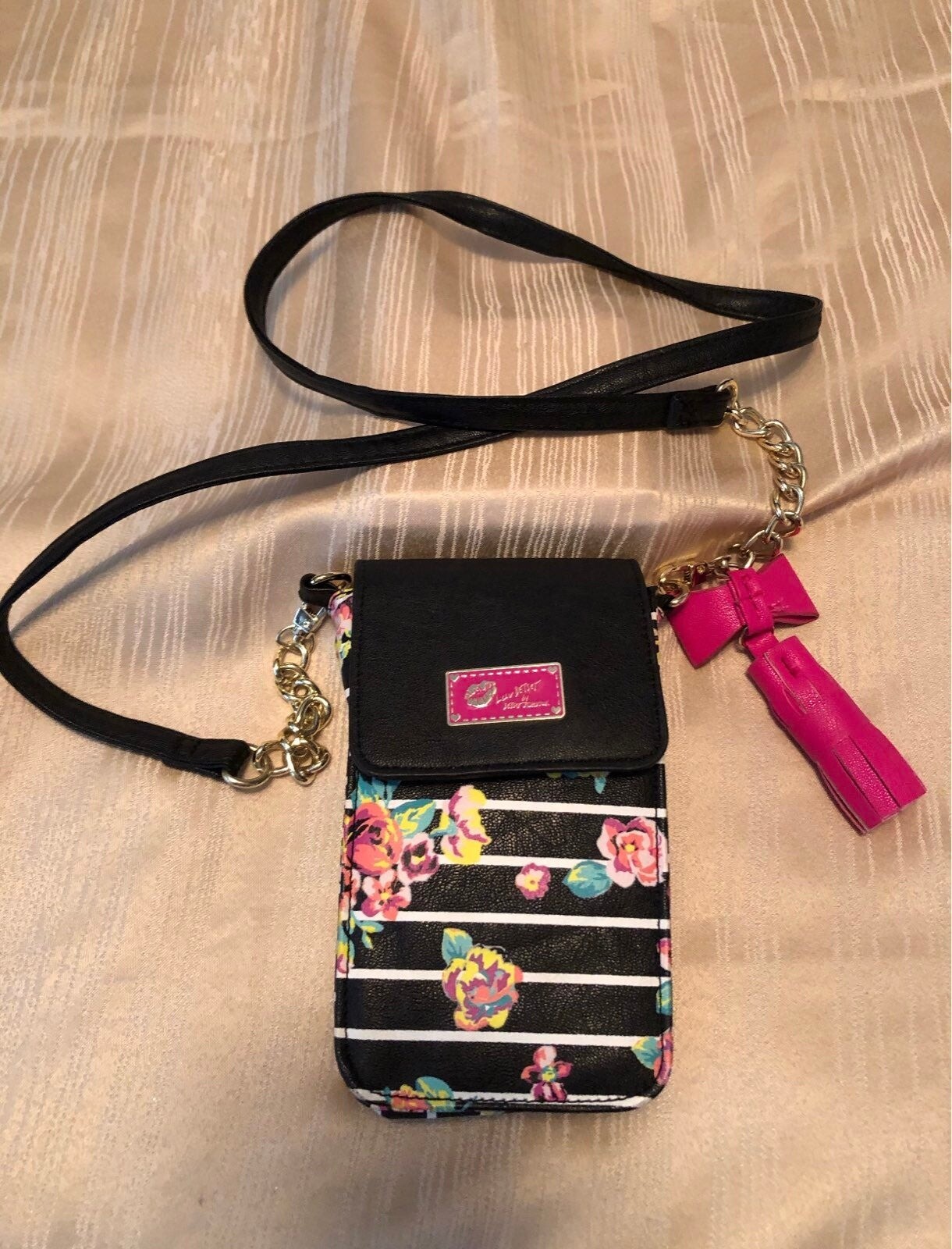 Betsey Johnson Crossbody Bag Gem