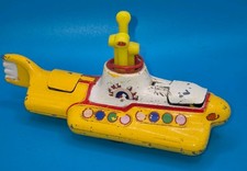 THE BEATLES CORGI YELLOW SUBMARINE GENUINE 1969INCLUDES FIGURES 803 MADE GB ..F