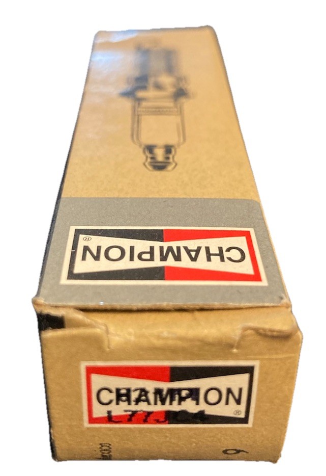 Champion Marine Spark Plug L77JC4 #821M Replaces B7HS-10, B7HS-10 S25, B7HS10