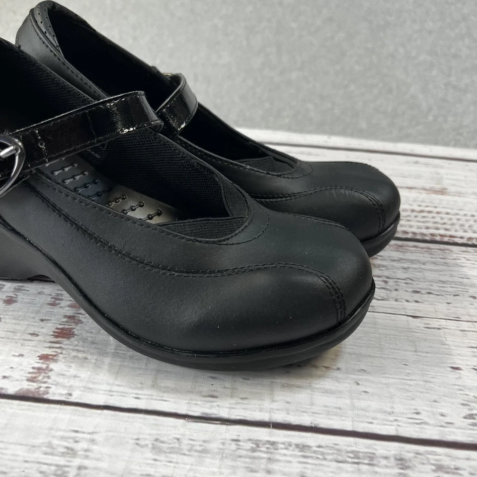 Crocs Mary Jane Shoes Womens 5 W Shayna Wedge Black Rare EUC - Image 2 of 4