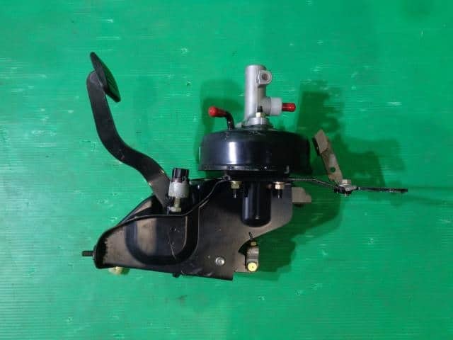 Mitsubishi Fuso Canter 2004 Clutch Booster ME507172 [Used 