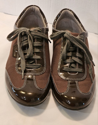 ColeHaan Nikeair Footbed SZ 7B Brown Women's Leasure Vintage Style Shoes 