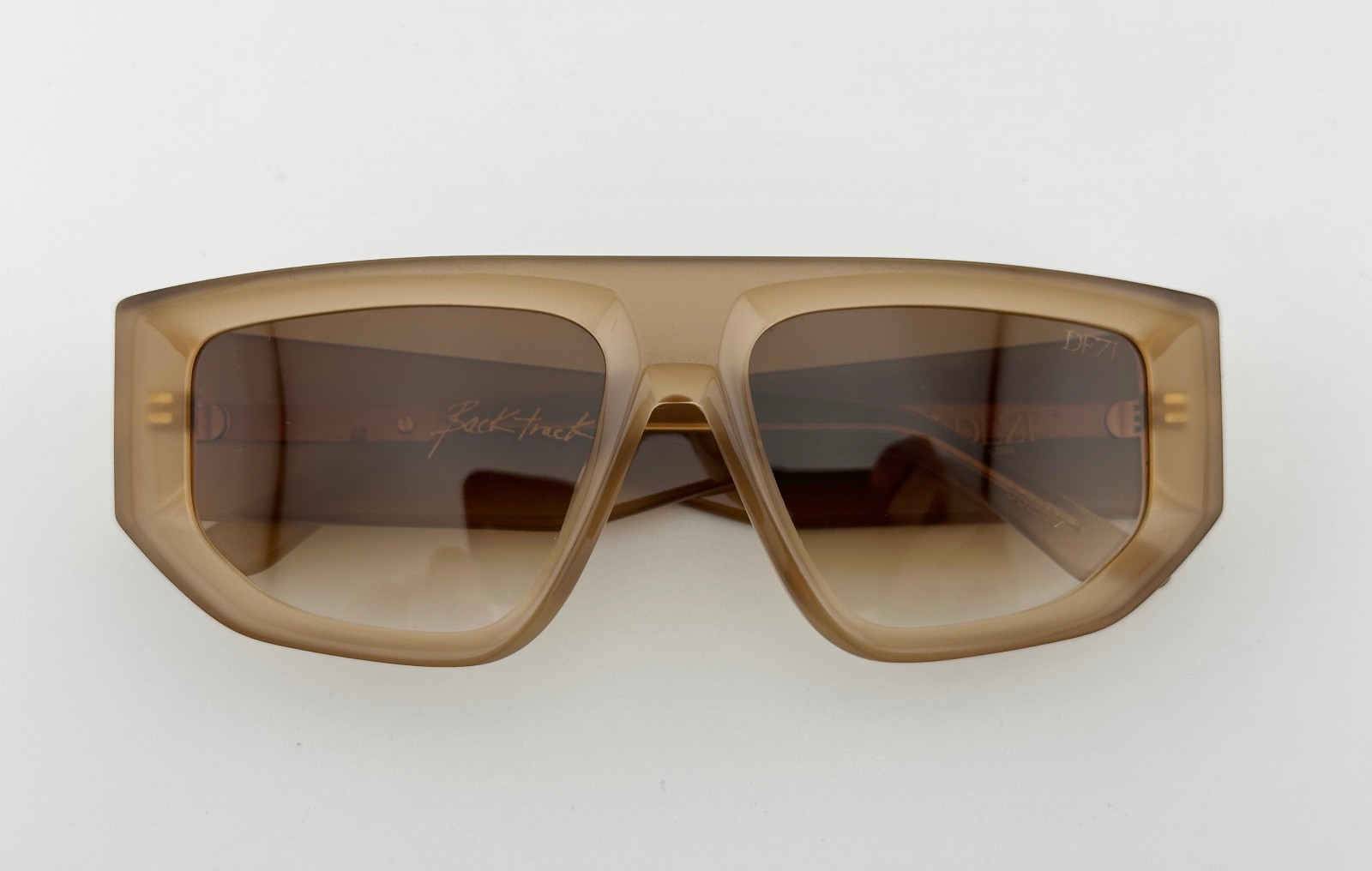 Dezi BackTrack Translucent Beige Oversized Sungla… - image 1