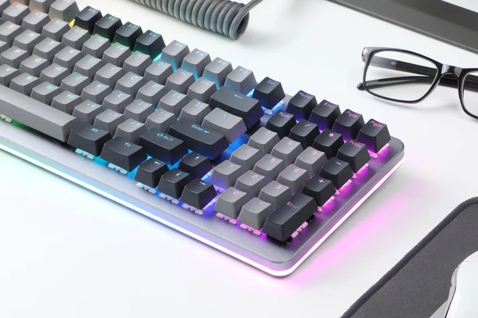 Drop Shift V2 Mechanical Keyboard Gateron Yellow - Space Gray - Image 2 of 4