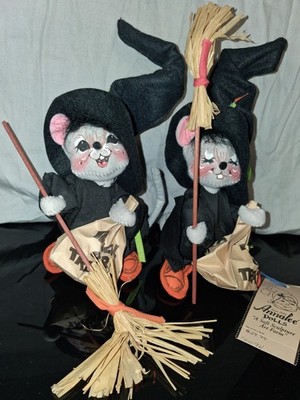 Annalee Dolls 2 Mouse Witch's Halloween Folk Art Broom Trick Or Treat 96