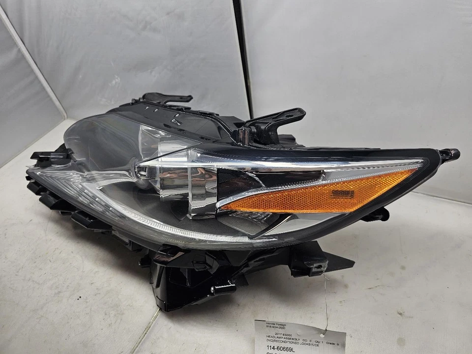 2016-2018 LEXUS ES350/ES300H HALOGEN HIGH BEAM LEFT / DRIVER HEADLIGHT - Image 3 of 4