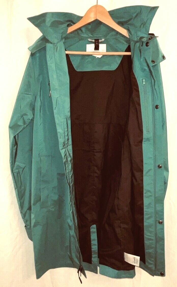 NWT Columbia East Park Mackintosh 