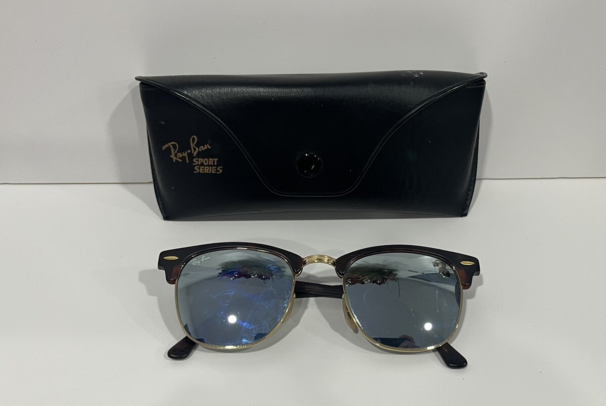 Ray Ban Clubmaster Classic RB3016 W0365 Sunglasses Black & Gold 49