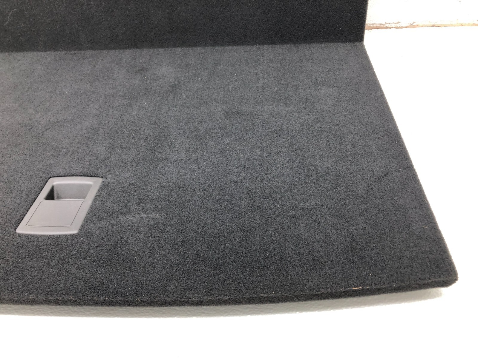2017-2022 MASERATI LEVANTE TRUNK FLOOR CARGO PANEL CARPET COVER OEM.