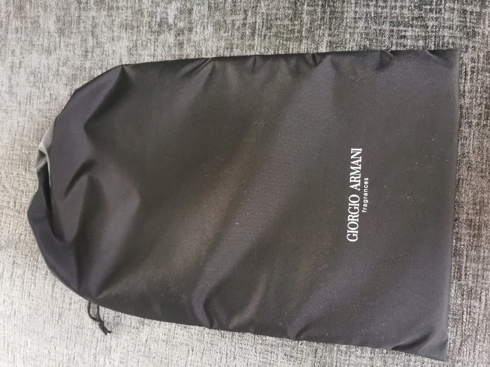 Giorgio Armani Fragrances Laptop Case Navy Blue & Black Luxury Designer  - Image 2 of 4