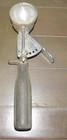Vintage Hamilton Beach Black Handled Small Ice Cream Scoop Model 60-B Heavy Duty — photo 1