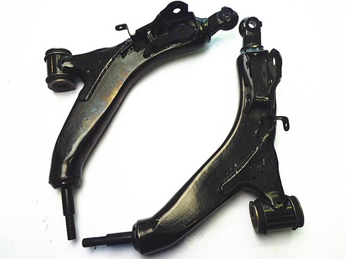 PAIR NEW FRONT LOWER CONTROL ARMS for LEXUS GS300 GS450H GS430 2006-2013 - Picture 1 of 8