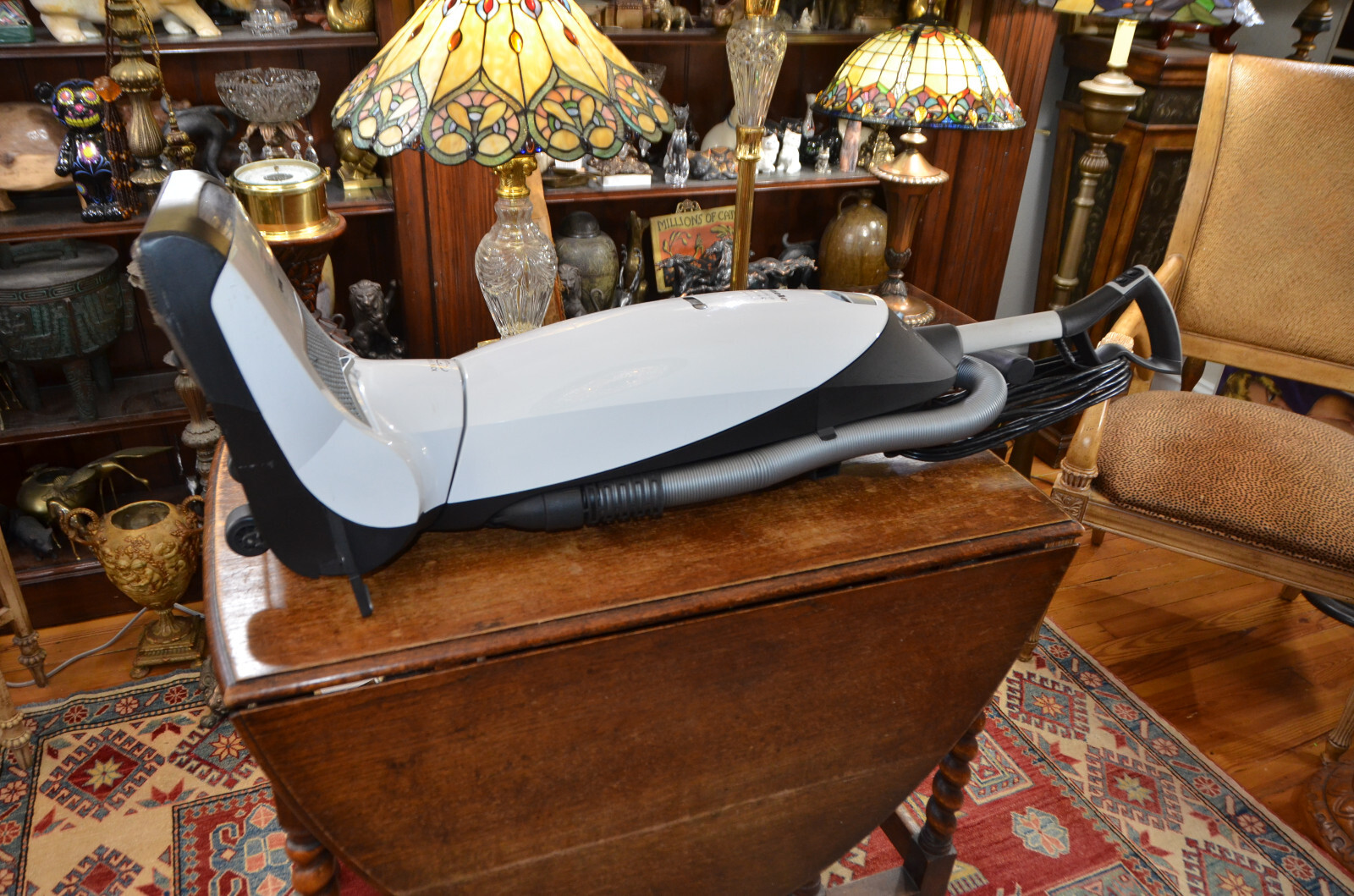 Miele Dynamic U1 Cat & Dog Powerline Lotus White Upright Vacuum w