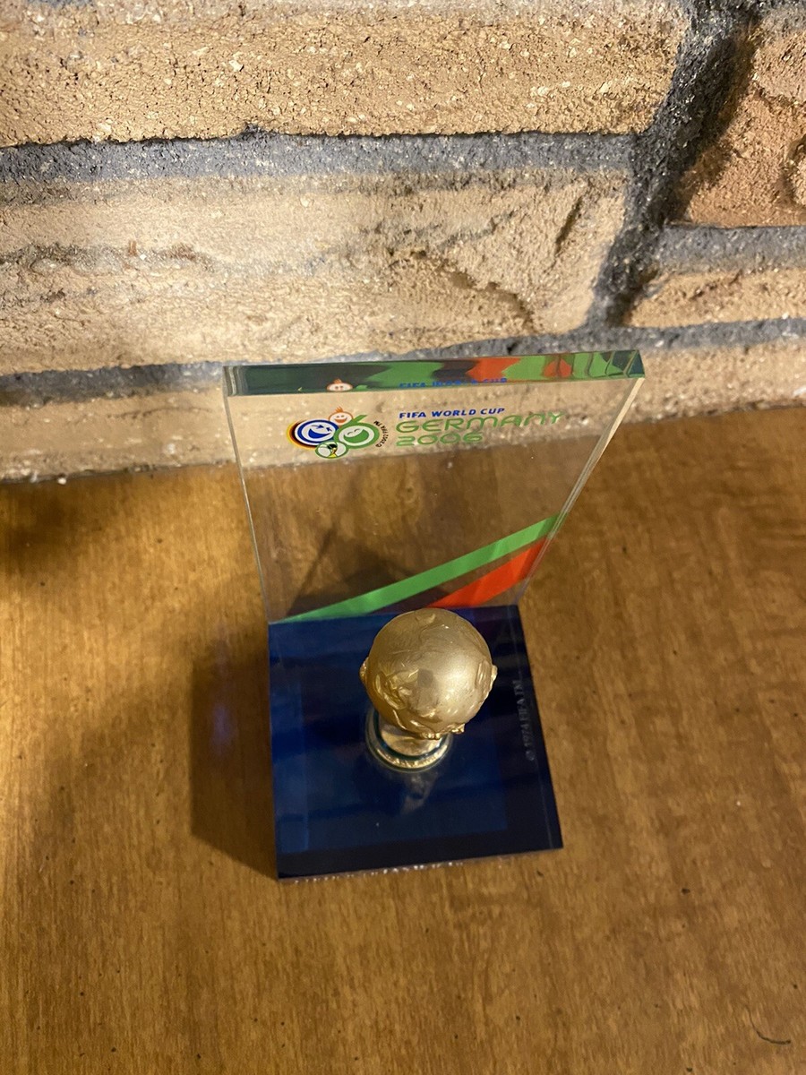 2006 FIFAワールドカップ ドイツ トロフィー Gillette 記念 Germany Worldcup 2006 Mini Trophy - Italy | eBay