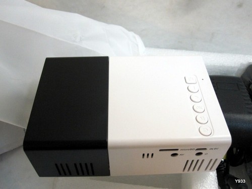 LED Projector Model The Most-Efficient High Resolution - Picture 7 of 10