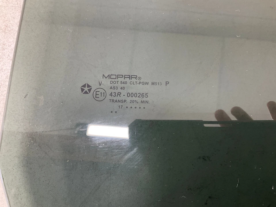 Cristal puerta conductor trasera izquierda 10-24 Ram 2500 doble cabina Foto 3 de 4