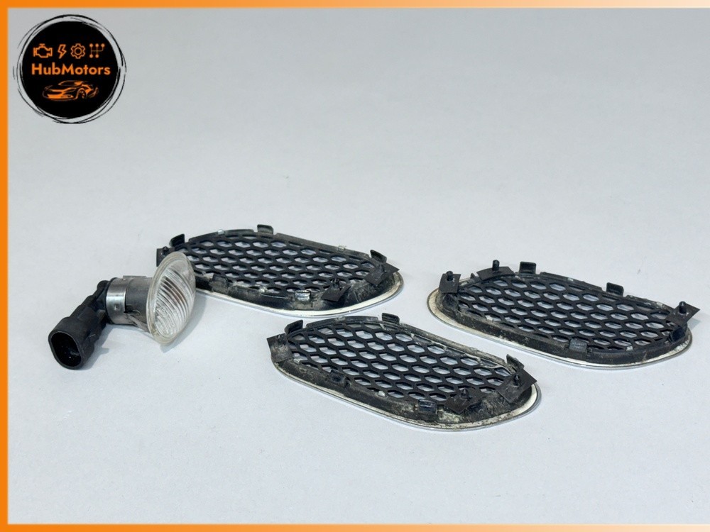 03-13 Maserati Quattroporte M139 Fender Grill Grille Vent Left Side Set OEM
