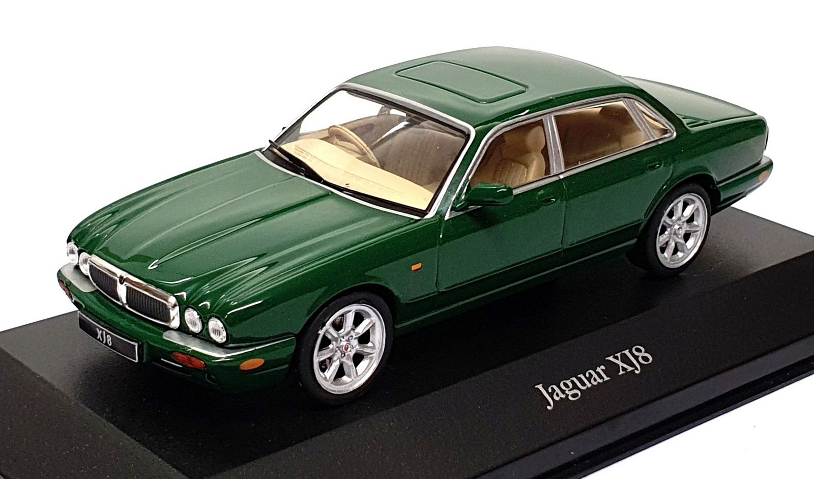 Atlas Editions 1/43 Scale Diecast 4 641 113 - Jaguar XJ8 - Green