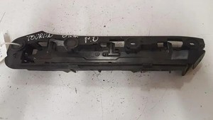 VW TOURAN 1T1, 1T2 Stoßstangenhalter vorne rechts 1T0807936 2.00 27082452