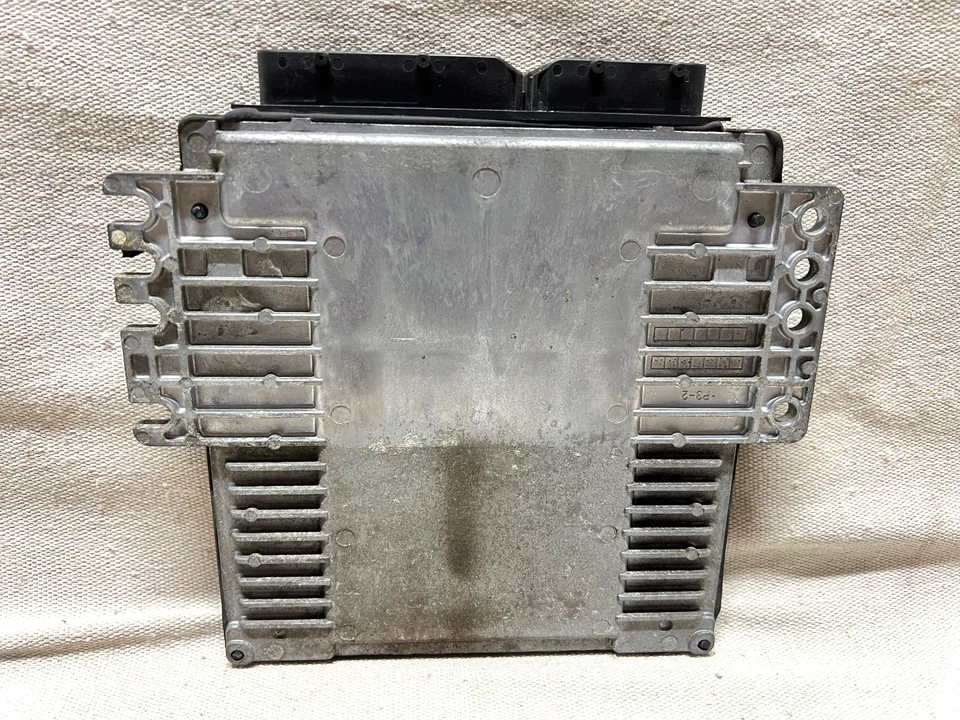 Suzuki Grand Vitara 2008 2,7 L V6 control del motor ECU módulo ECM 33920-66JM0 Foto 2 de 4