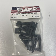 Team Associated NTC3 Rear Suspension Arm Set 2243
